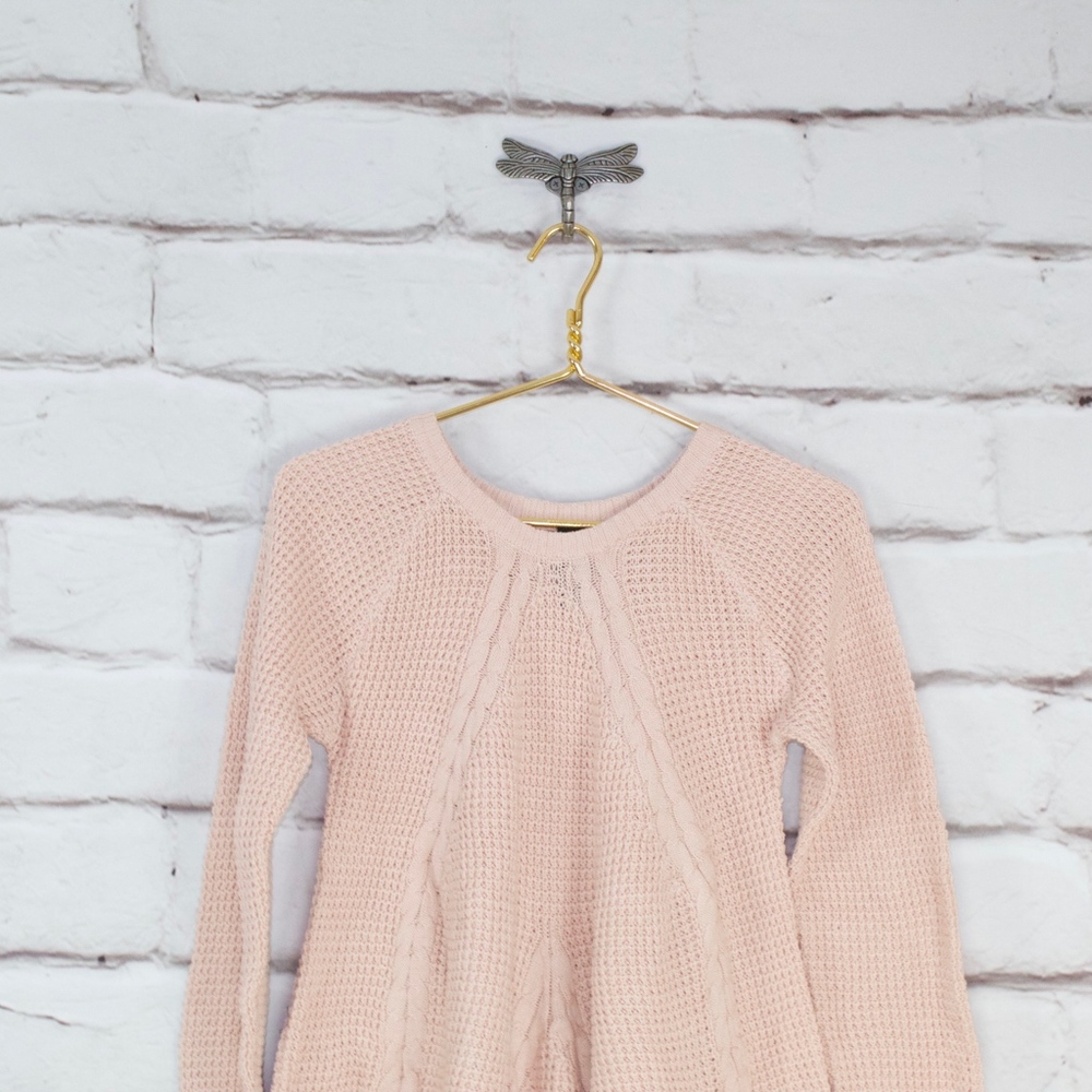 NWOT Agnes & Dora Pink Crewneck Knitted Flare Style Bottom Pullover Sweater Sz S - Picture 2 of 8
